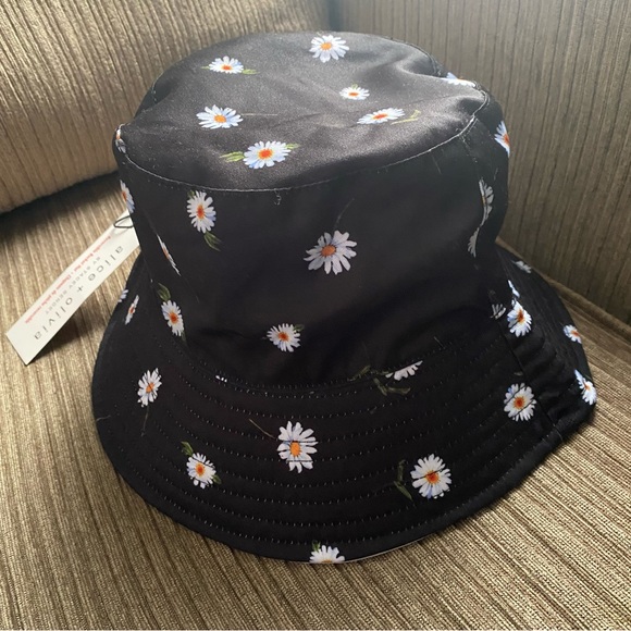 NWT Alice + Olivia AO x FabFirFun Reversible Bucket Hat - Picture 4 of 8